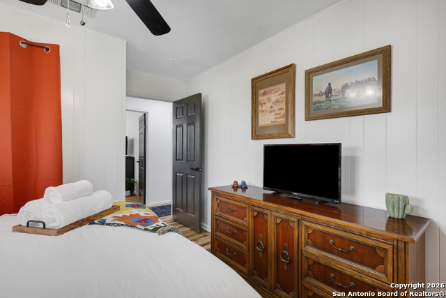 Image 20 of 34 For 9950 Fm 471  