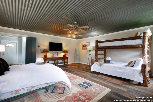 Image 24 of 34 For 9950 Fm 471  