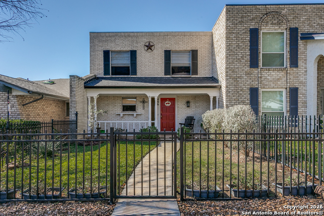 Details for 406 Amistad Blvd, Universal City, TX 78148