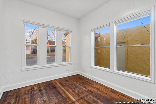 Image 11 of 16 For 1630 Rosewood W B