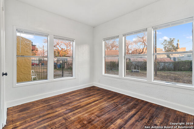 Image 13 of 16 For 1630 Rosewood W B