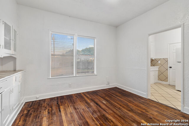 Image 6 of 16 For 1630 Rosewood W B