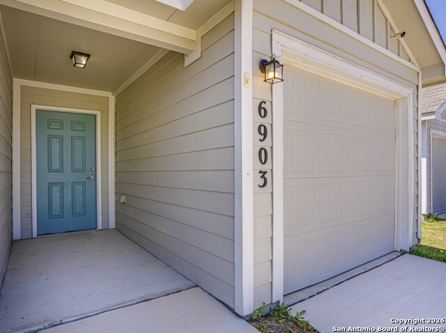 Image 2 of 19 For 6903 Cozy Run