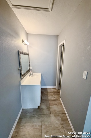 Image 5 of 9 For 322 Sprucewood  1