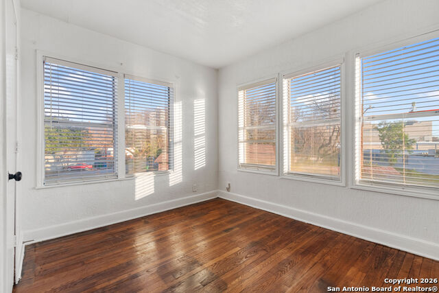 Image 15 of 18 For 1630 Rosewood W C