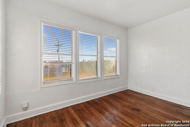 Image 17 of 18 For 1630 Rosewood W C