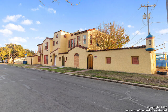 Image 2 of 18 For 1630 Rosewood W C