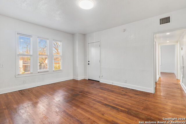 Image 5 of 18 For 1630 Rosewood W C