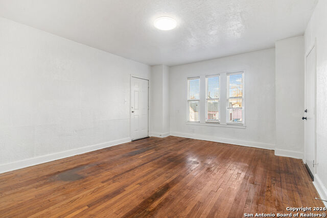 Image 6 of 18 For 1630 Rosewood W C