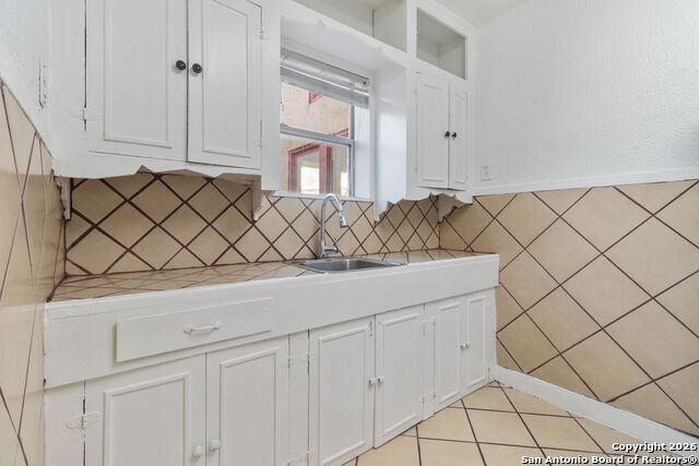 Image 9 of 18 For 1630 Rosewood W C