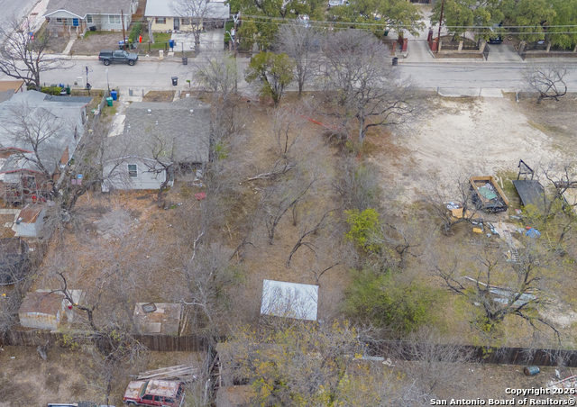 Image 8 of 14 For 142 Elson Ave