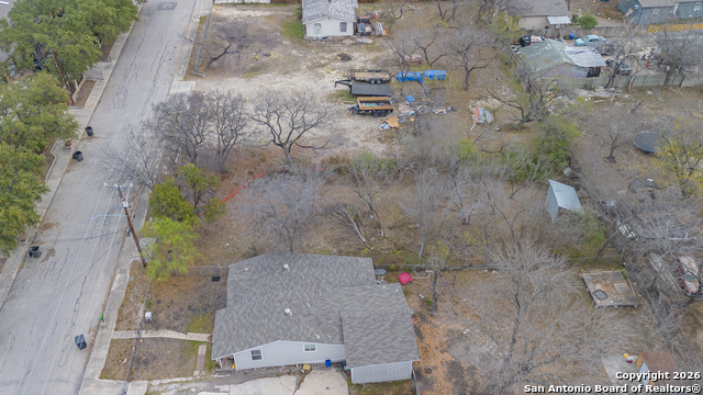 Image 9 of 14 For 142 Elson Ave