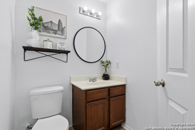 Image 18 of 37 For 5918 Pearl Pass