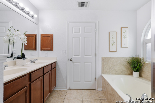 Image 24 of 37 For 5918 Pearl Pass