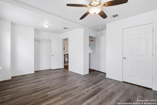 Image 32 of 37 For 5918 Pearl Pass