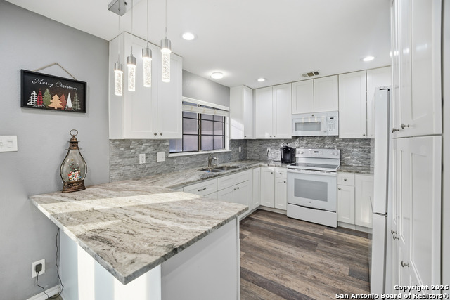 Image 11 of 34 For 301 Cypressgarden