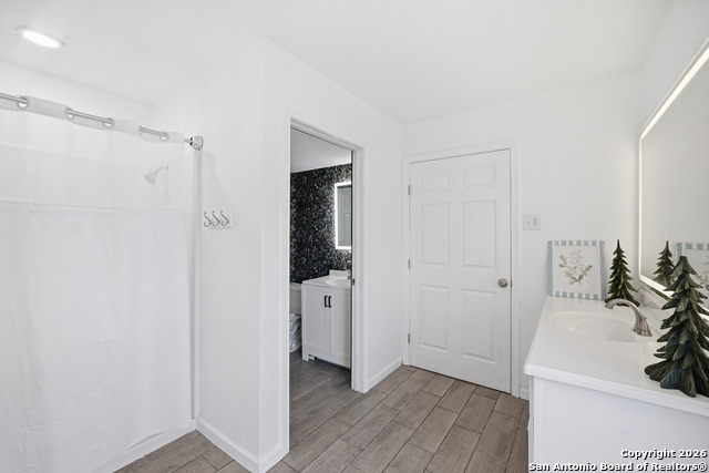 Image 16 of 34 For 301 Cypressgarden