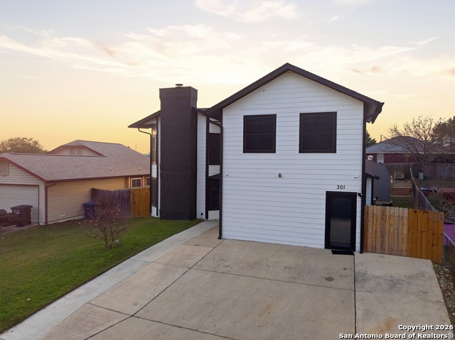 Image 4 of 34 For 301 Cypressgarden