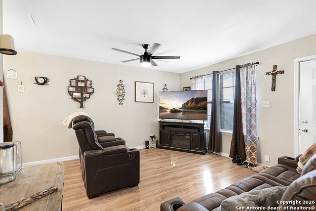 Image 6 of 16 For 912 Torreon  