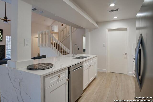 Image 13 of 36 For 1407 Saint Andrews  0