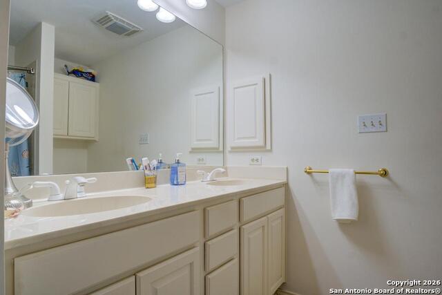 Image 22 of 36 For 1407 Saint Andrews  0