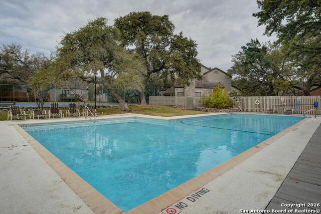 Image 33 of 36 For 1407 Saint Andrews  0