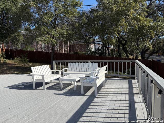 Image 18 of 44 For 3714 Litchfield Dr.