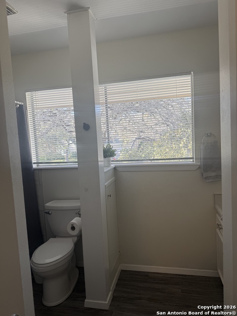 Image 25 of 44 For 3714 Litchfield Dr.