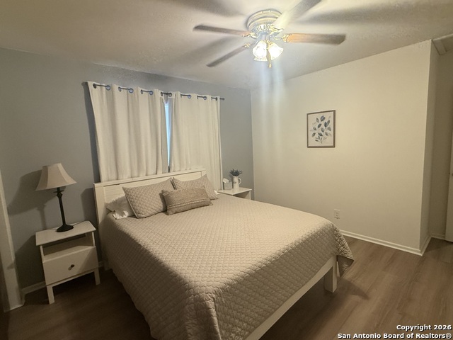 Image 33 of 44 For 3714 Litchfield Dr.