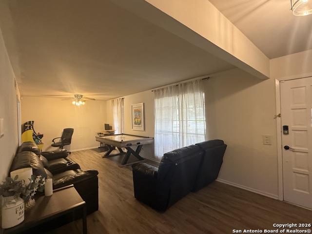 Image 6 of 44 For 3714 Litchfield Dr.