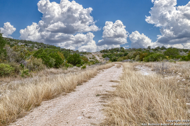 Listing photo id 5 for 25 Sd 65065 Dusty Rose Ranch