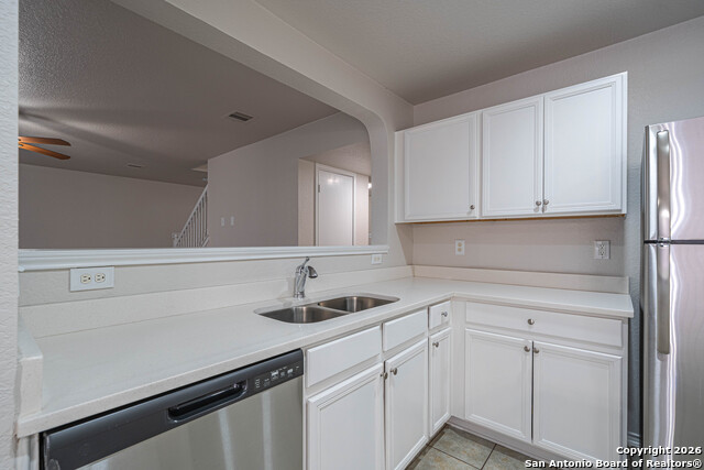 Image 14 of 38 For 8803 Mesa  