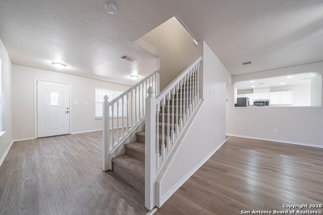 Image 7 of 38 For 8803 Mesa  