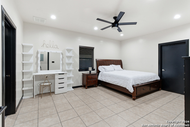 Image 10 of 24 For 2315 Athel  