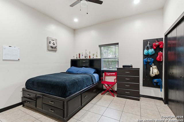 Image 15 of 24 For 2315 Athel  