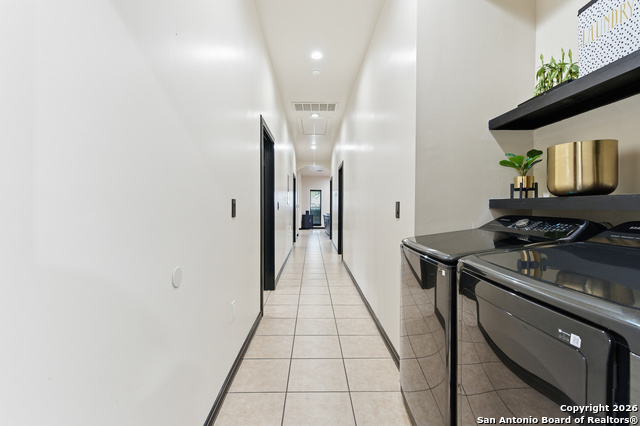 Image 16 of 24 For 2315 Athel  