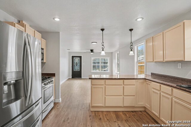 Image 10 of 22 For 2039 Schley Ave