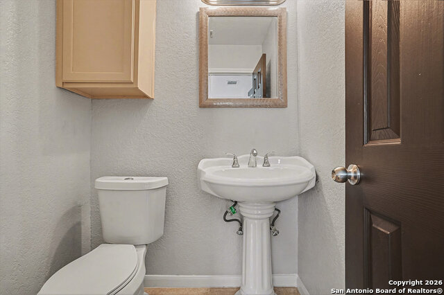 Image 19 of 22 For 2039 Schley Ave