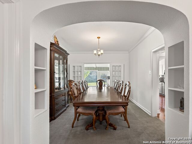 Image 11 of 40 For 166 Lovera Blvd