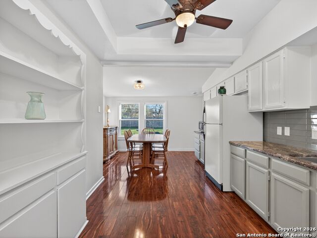 Image 16 of 40 For 166 Lovera Blvd