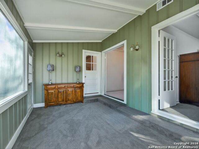 Image 19 of 40 For 166 Lovera Blvd