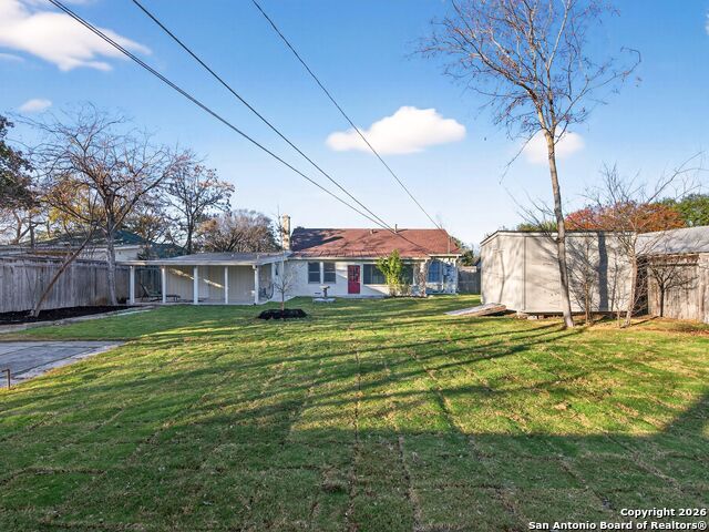 Image 33 of 40 For 166 Lovera Blvd