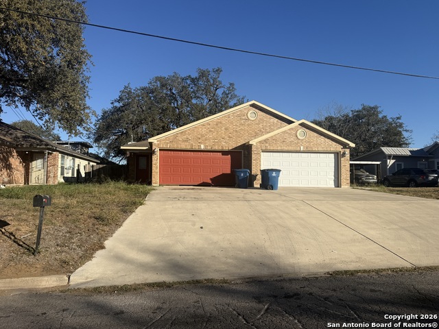 Image 2 of 8 For 707 Dallas  