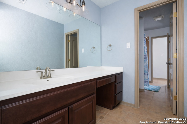 Image 34 of 57 For 26202 Dark Horse