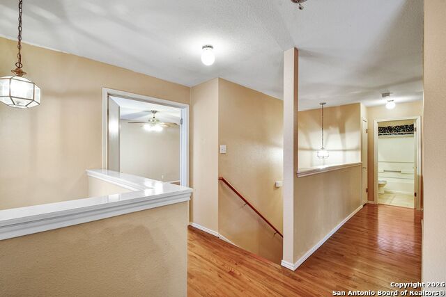 Image 21 of 33 For 5207 Wood Glen