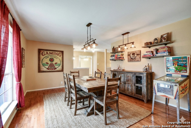 Image 23 of 33 For 5207 Wood Glen