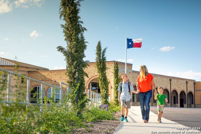 Image 16 of 25 For 301 Fandango