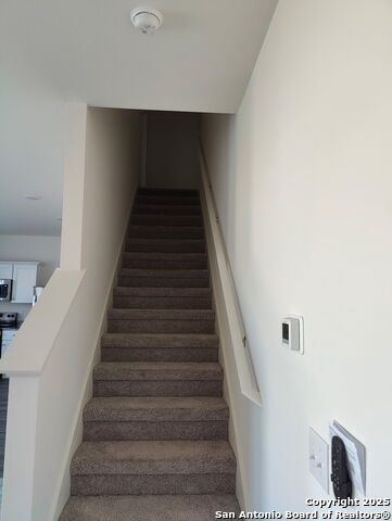 Image 13 of 33 For 5475 Bluebell Mdw