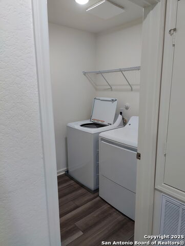 Image 29 of 33 For 5475 Bluebell Mdw