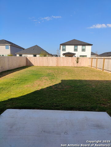 Image 31 of 33 For 5475 Bluebell Mdw